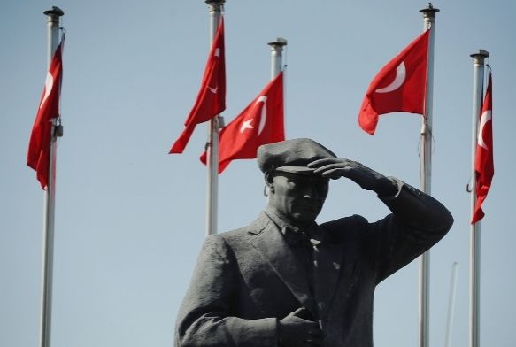 Bağımsızlık ateşinin 102. yılı