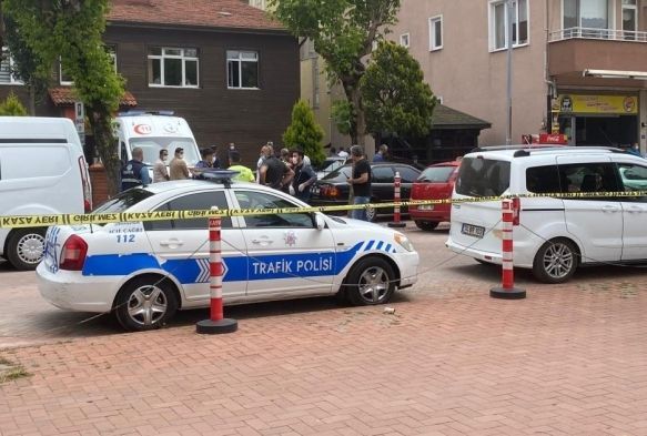 Cinnet getiren polis memuru hayatna son verdi