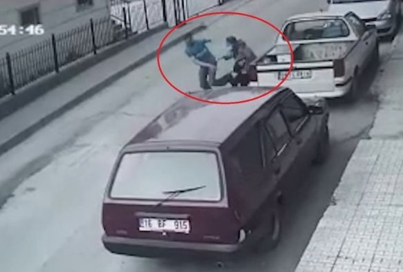 Bursa'da gpegndz kadnlara taciz kamerada