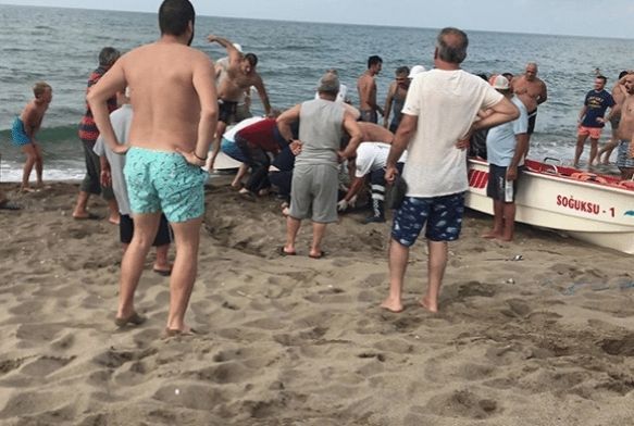 Moldoval gen kz, Karasu'da girdii denizde bouldu 