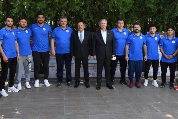 Mansur Yava, ASK'li sporcularla bir araya geldi