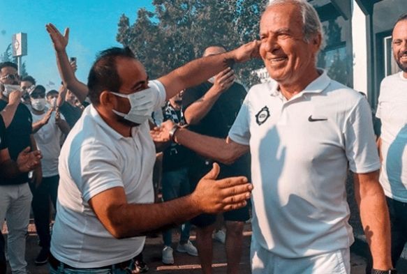 Mustafa Denizli 4 bilet daha kesti