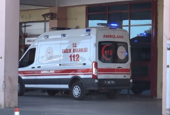 ocuklarn kavgasna aileler de kart: 1 l, 4 ar yaral