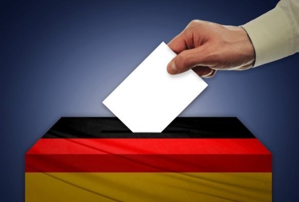 Alman Sosyal Demokratlar ilk kez öne geçti