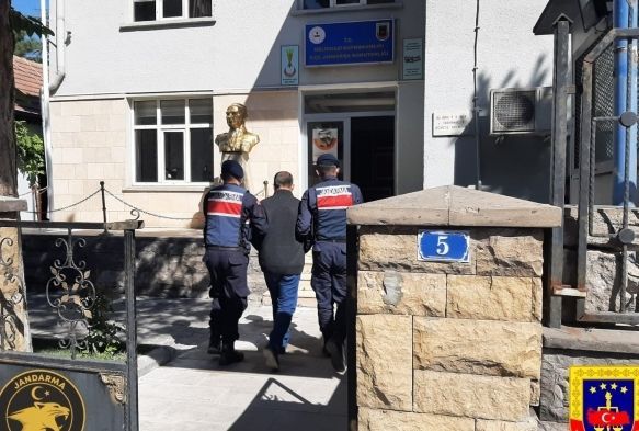 Jandarmadan FET operasyonu: 2 gzalt