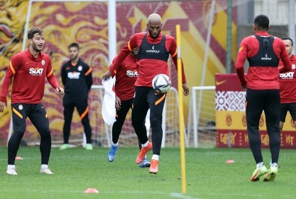 Galatasaray, milli takmlardaki oyuncularndan yoksun alt