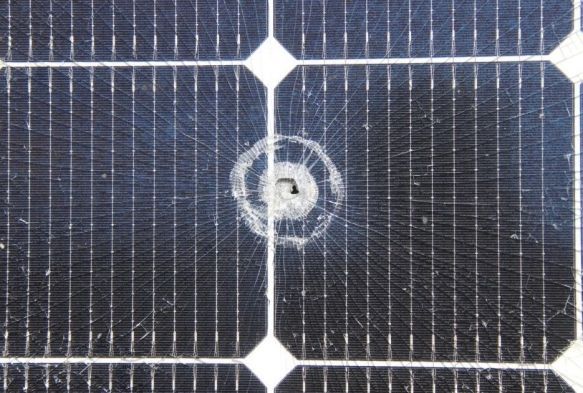 Milyonlarca liralk enerji tesisine maganda kurunu delik at