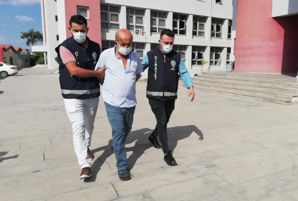 2 kiiyi ldren emekli polis: 