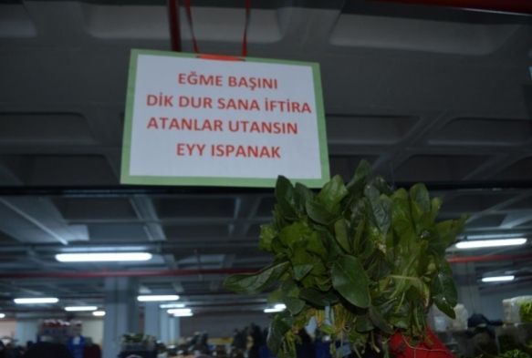 Ispanak satlar den esnaf areyi afi asmakta buldu