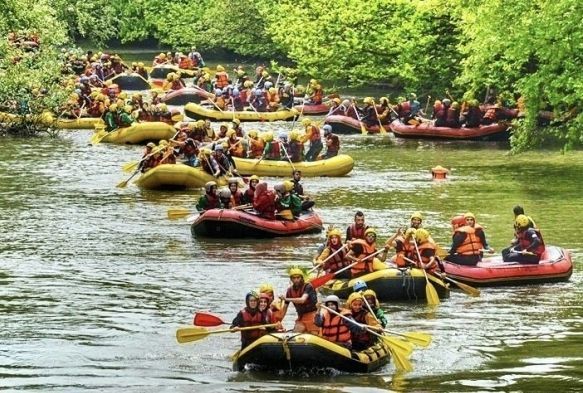 Rafting severler Melen ayn doldurdu