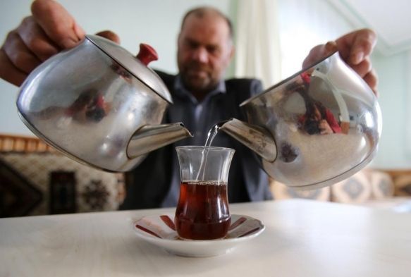 ay imeye doymuyor
