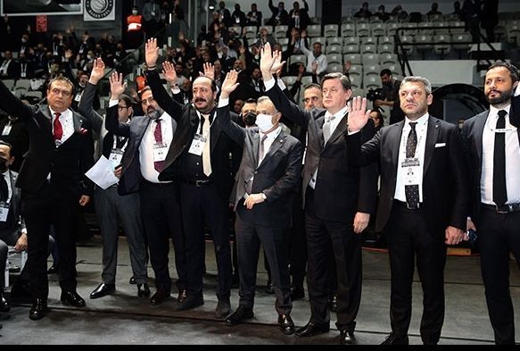 Beikta'ta Fikret Orman ve iki ayr ynetimi ibra edilmedi 