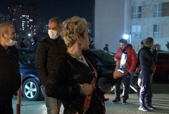  Site sakinleri tencere tavayla eylem yapt