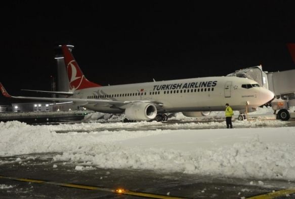 stanbul Havalimannda seferler kademeli olarak balad