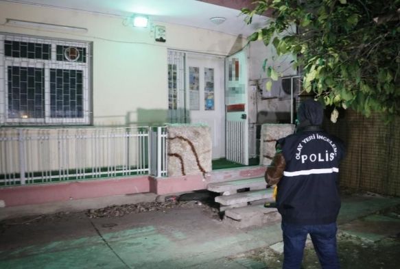 Masaj salonunda bakl kavga: 2 yaral