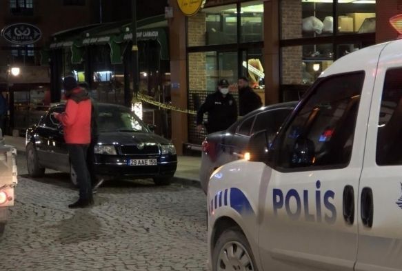  2 karde mermilerin hedefi oldu: 1 l, 1 yaral