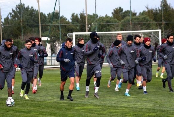 Trabzonspor'da gzler  Nisan aynda
