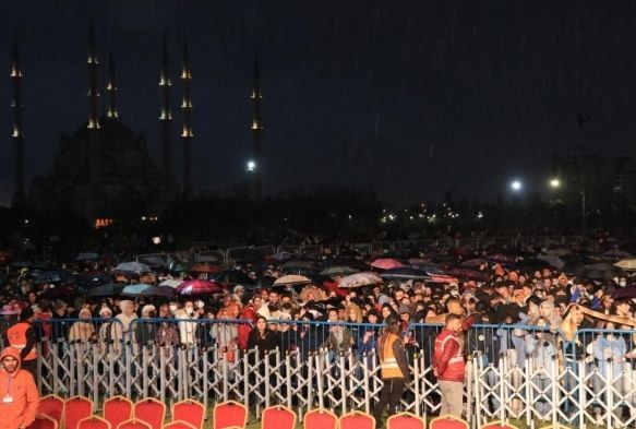 Adanallar yamur bile durduramad