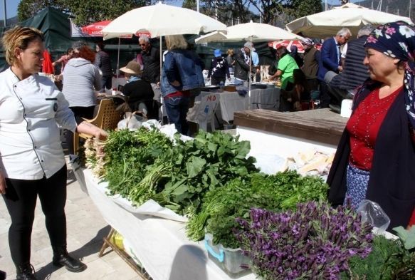 Gcek'te ot yemekleri festivaline ilgi youn oldu