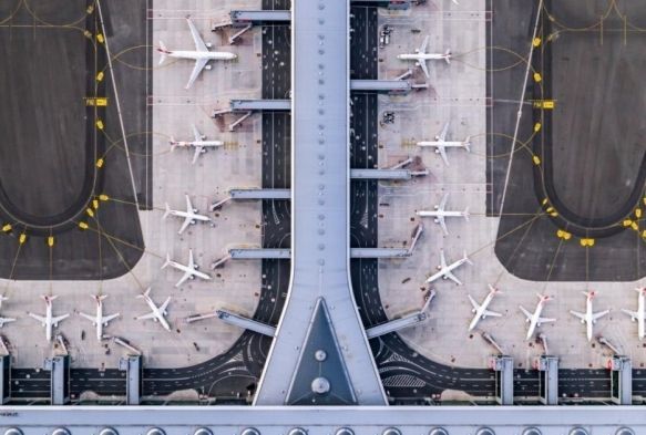 stanbul Havalimannda bir gnde bin 301 uu ile rekor krld