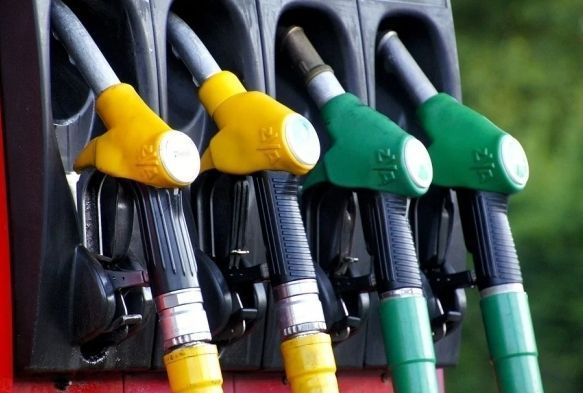 Benzin ve motorine zam beklentisi