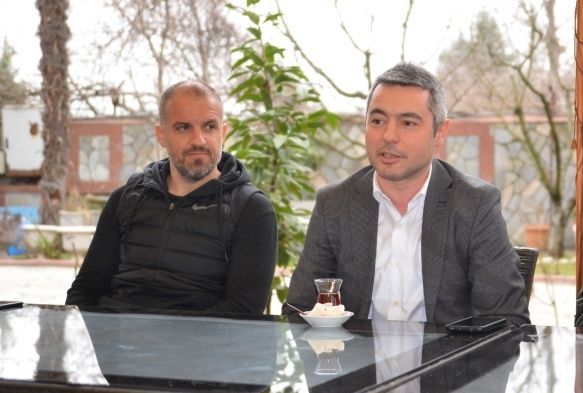 Bursasporda teknik direktr belirsizlii sryor