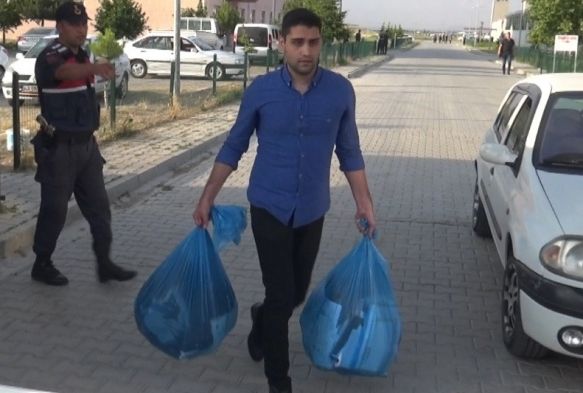 Kadir eker cezaevinden tahliye oldu