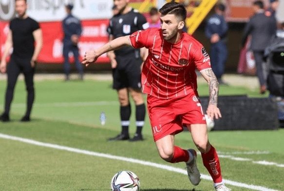 Doğukan Sinik resmen Hull City’de