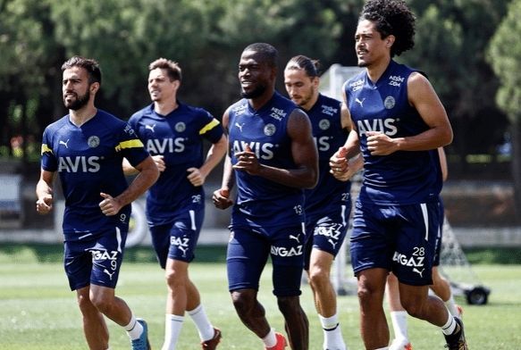 Fenerbahçe'de Dinamo Kiev mesaisi devam etti