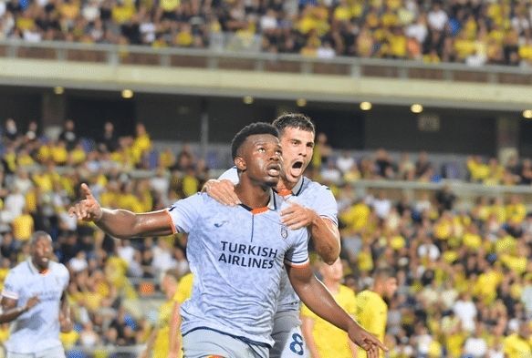 Başakşehir üst turda!