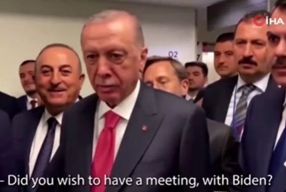 Erdoan'dan gazeteciye: 'O Biden, ben Erdoan'm'