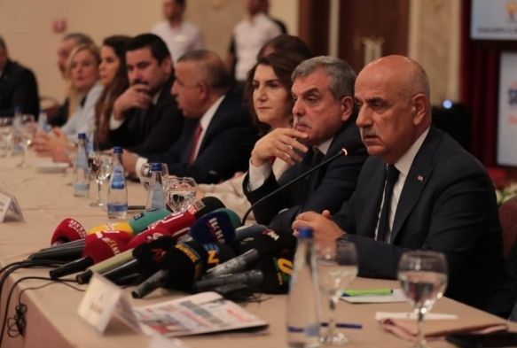 Bakan Kirici: Dnyann gda krizine tahamml yok