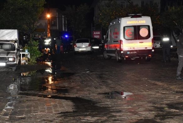 Sokak ortasnda ifte cinayet