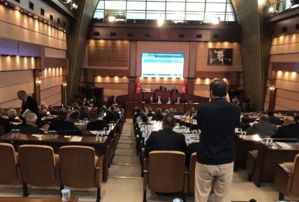 İstanbul’da suya yüzde 25 zam yapıldı