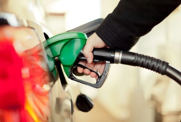 Benzine 1 lira 24 kuruş zam bekleniyor