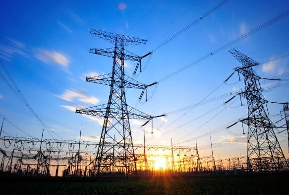 Sanayi elektriğinde indirim bekliyoruz