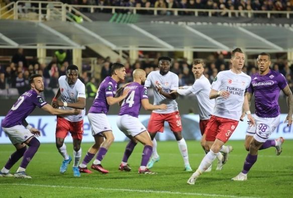Sivasspor, talya devi Fiorentinay arlayacak
