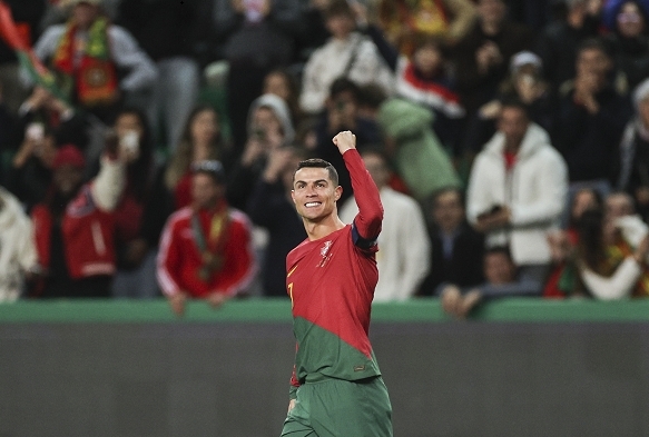 Cristiano Ronaldo'dan yeni dnya rekoru