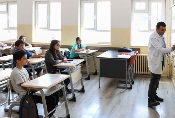 45 bin retmen almna ilikin aklama