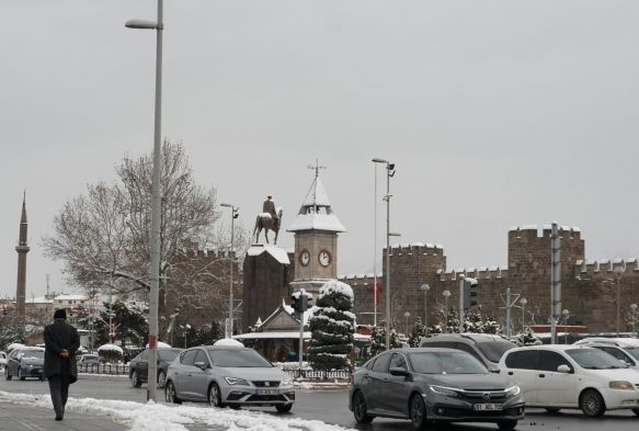 Kayseri’ye kış geri geliyor