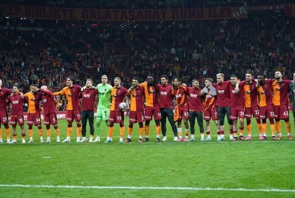 Galatasaray 5 hafta stanbul'dan kmayacak
