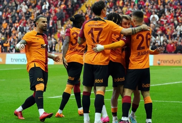 Galatasaray ligde evindeki yenilmezliini 14 maa kard