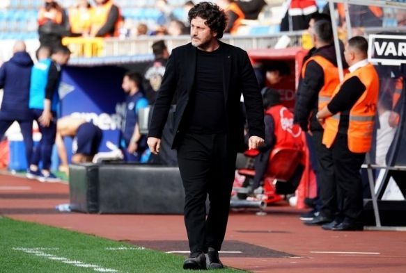 Fatih Tekke: Oyuncu performansndan memnun deilim