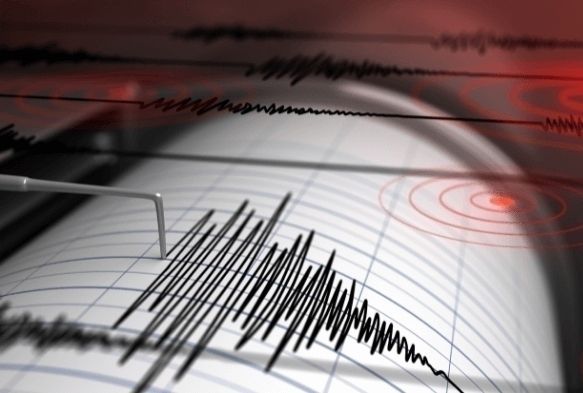 Sivas’ta korkutan deprem