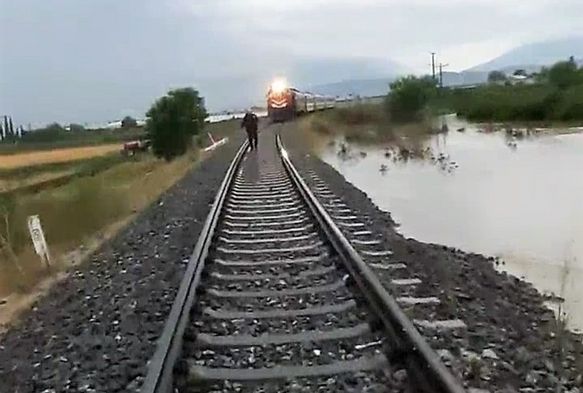 Tren Son Anda Durduruldu