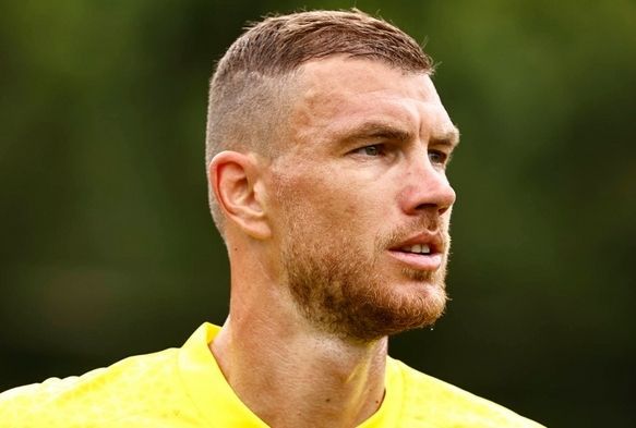 Edin Dzeko, ilk antrenmanına çıktı