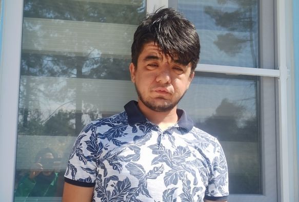 Gerçekte 20 yaşında, 40 yaşında gibi gösteriyor