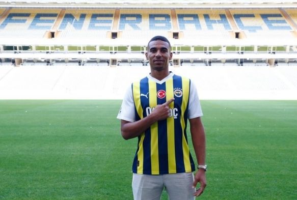 Fenerbahe, Alexander Djiku ile szleme imzalad