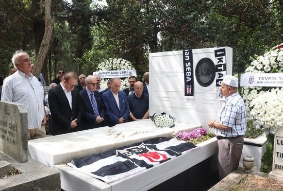 Süleyman Seba kabri başında anıldı