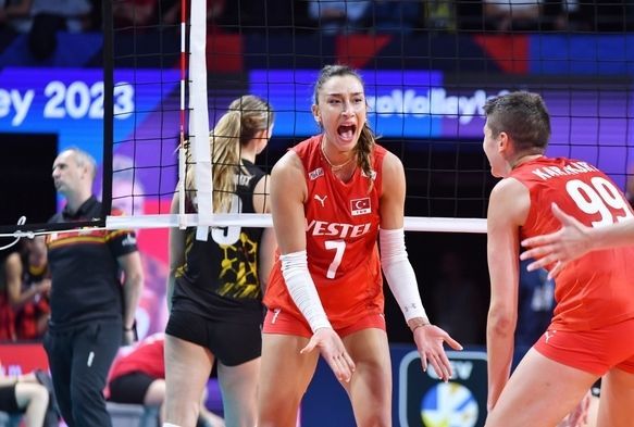 Filenin Sultanları Çeyrek Finalde